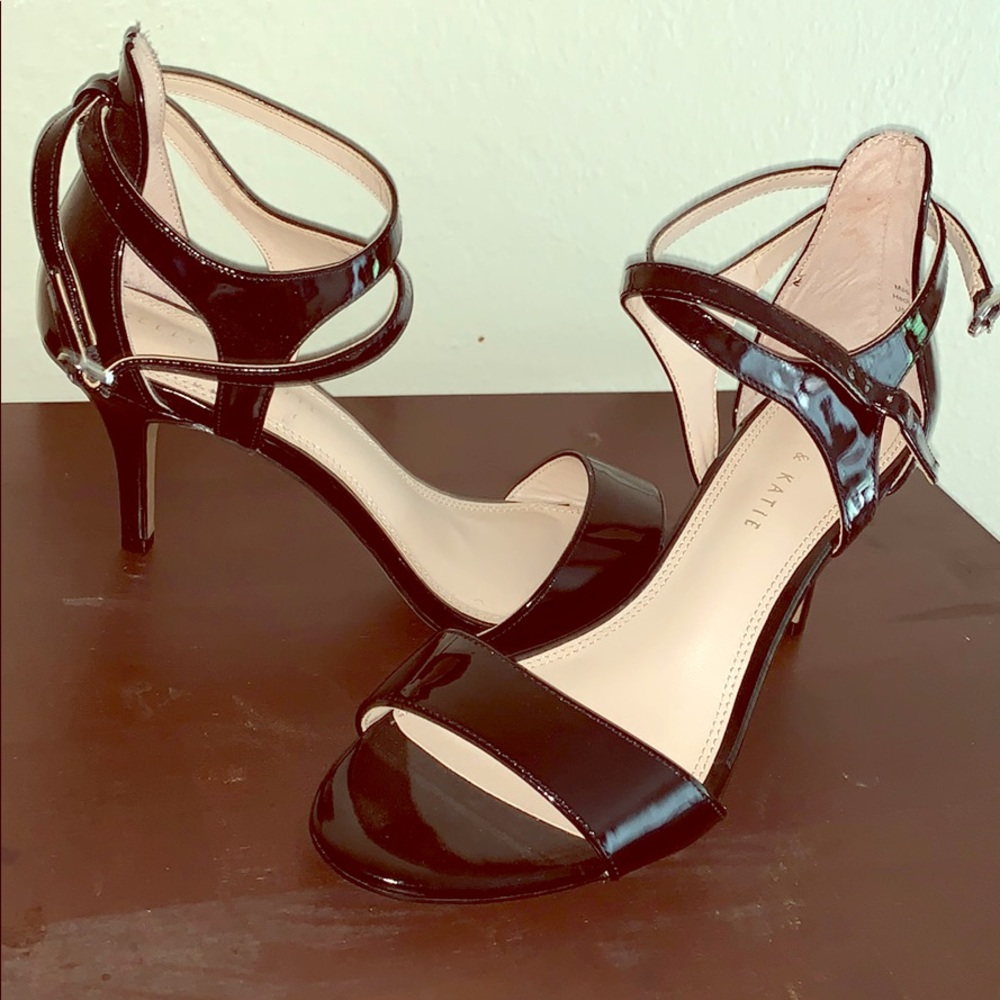 Black Kelly & Katie heels, never worn
